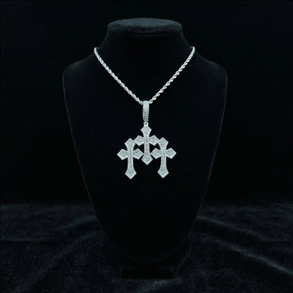 Triple Cross Moissanite Anhänger – 18K vergoldet auf 925 Silber