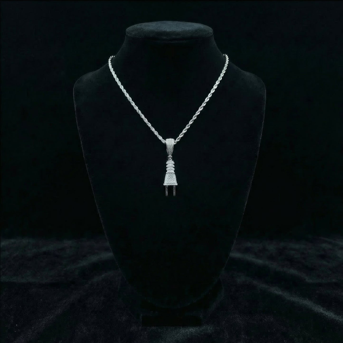 Plug Moissanite Anhänger – 18K vergoldet auf 925 Silber