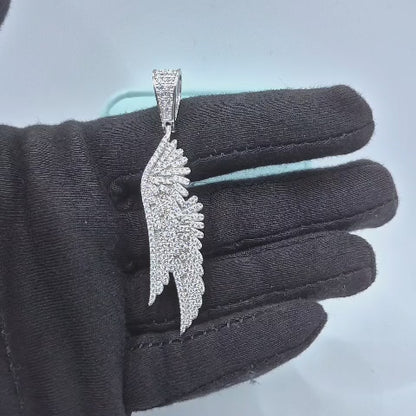 Angel Wings Moissanite Anhänger – 18K vergoldet auf 925 Silber