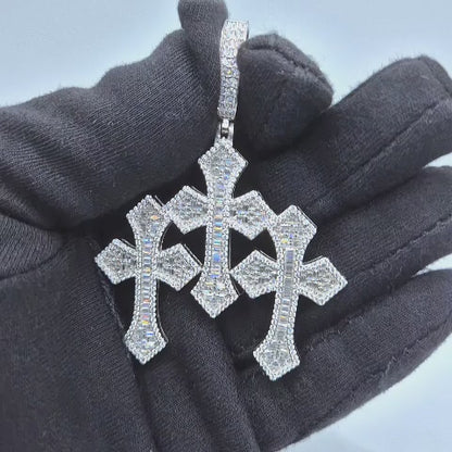 Triple Cross Moissanite Anhänger – 18K vergoldet auf 925 Silber