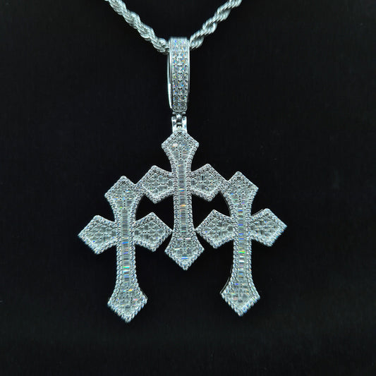 Triple Cross Moissanite Anhänger – 18K vergoldet auf 925 Silber