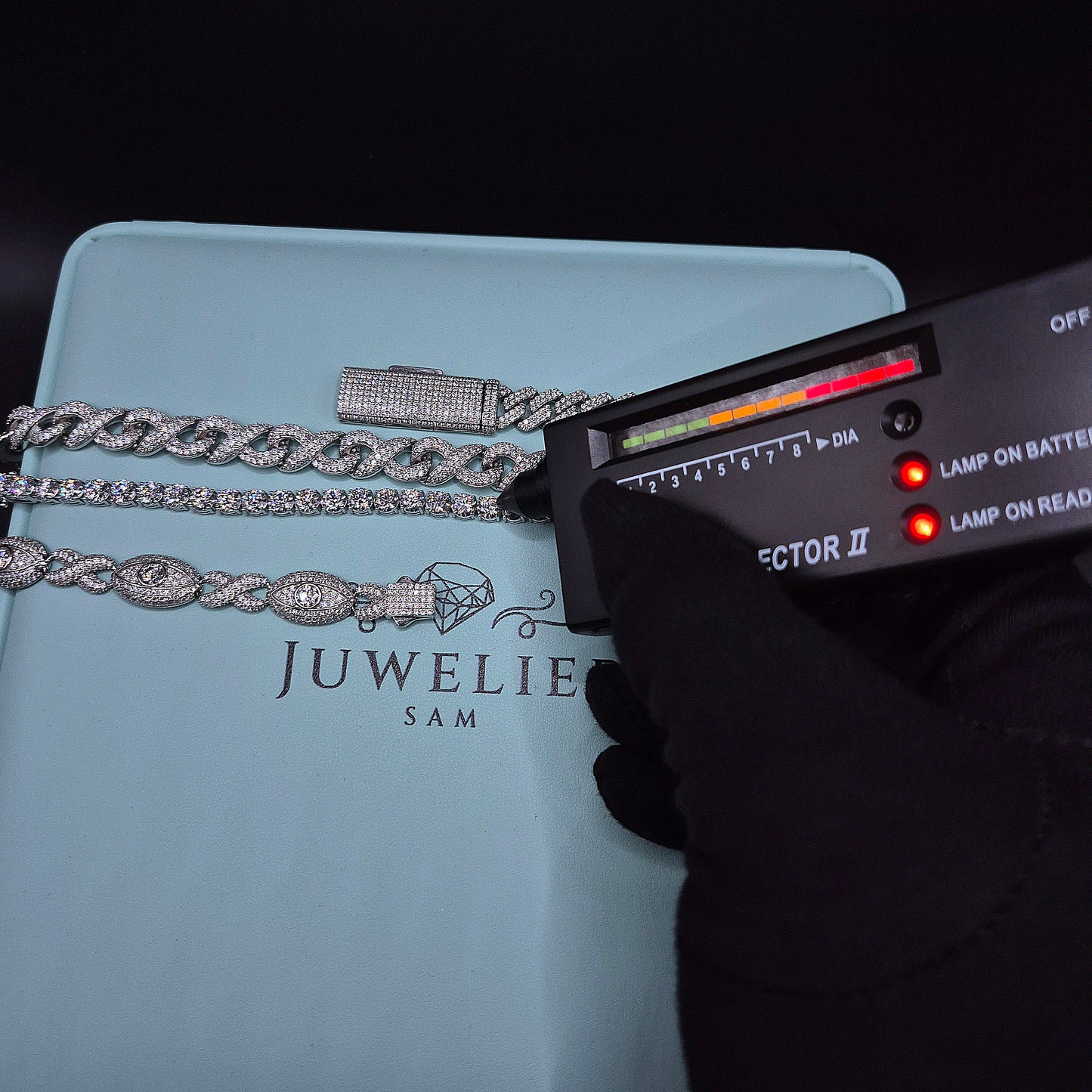 Money Man Moissanite 18k Vergoldet